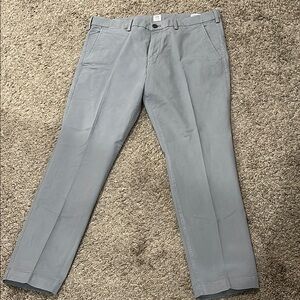 GapFlex Essential Khakis in Skinny Fit